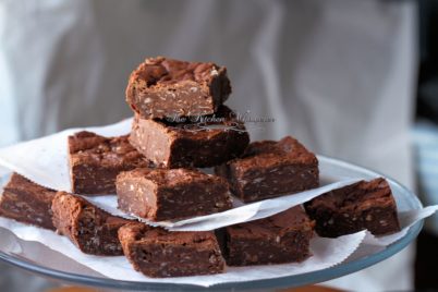 Double Chocolate Flourless Brownies - The Kitchen Whisperer