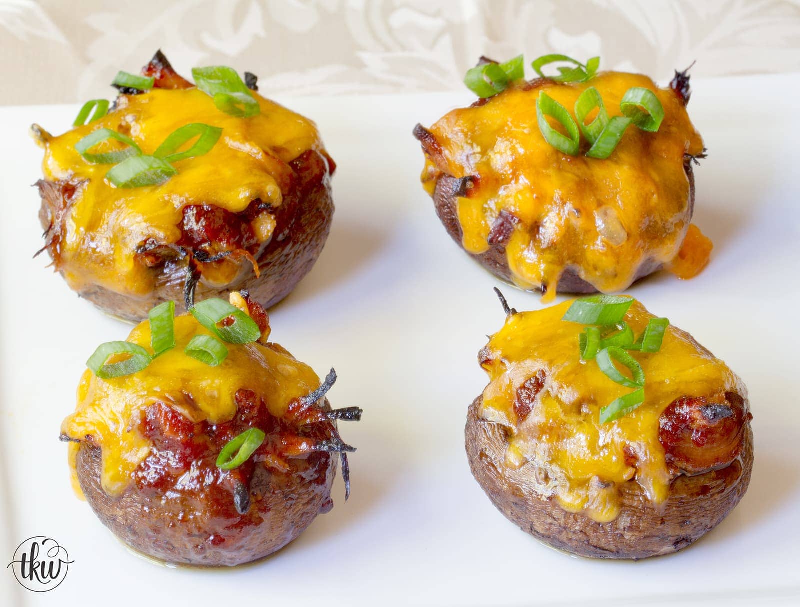 pulled-pork-stuffed-mushrooms-appetizers