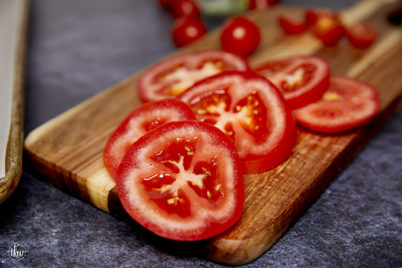 Oven Roasted Italian Herb Tomato Slices – The Kitchen Whisperer