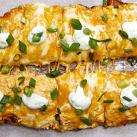 Buffalo Chicken Flatbread Pizza