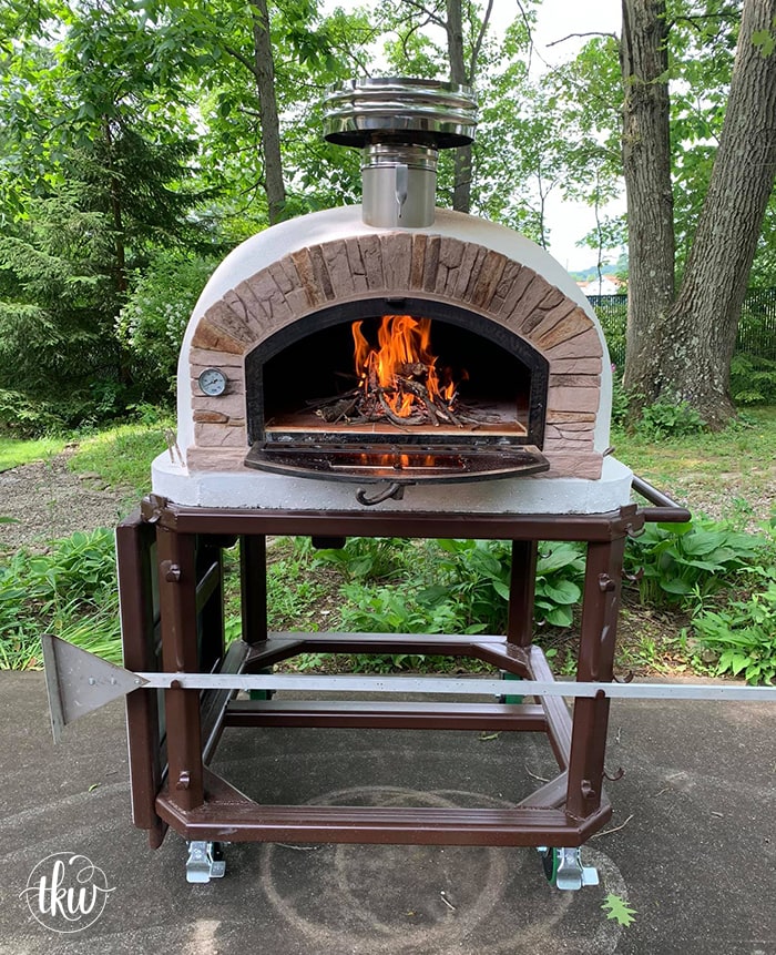 Everything you need to build your own traditional pizza oven