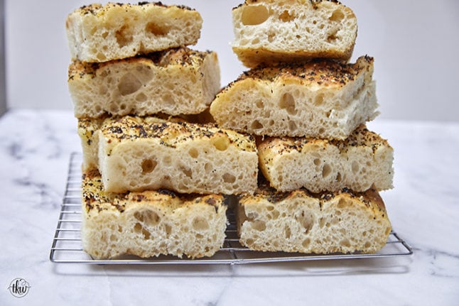 everything-bagel-no-knead-focaccia-with-garlic-oregano