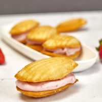 Vanilla Madeleine Sandwich Cookies