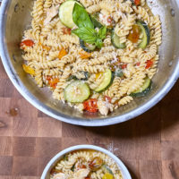 One Pot Garden Veggie & Chicken Pasta