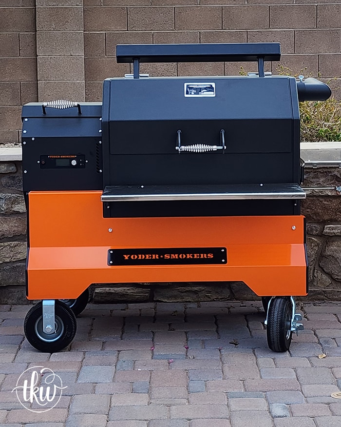 My New Yoder YS1500s Smoker - Assembly & Burn In 