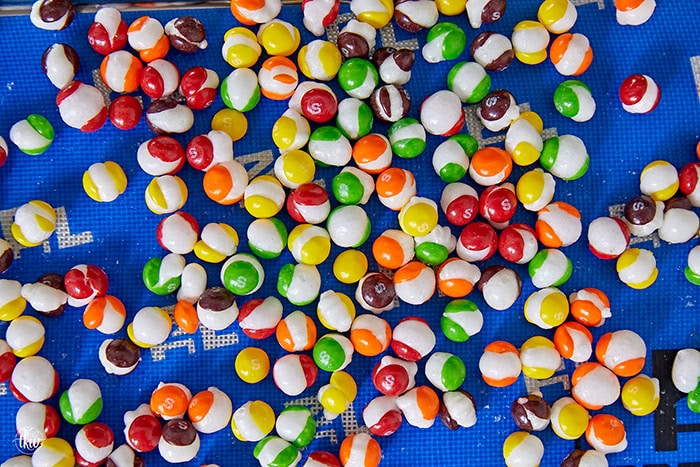 Taking those delicious soft and chewy fruity candies and transforming them into the most addictive crunchy, light, and airy bites of rainbow deliciousness!