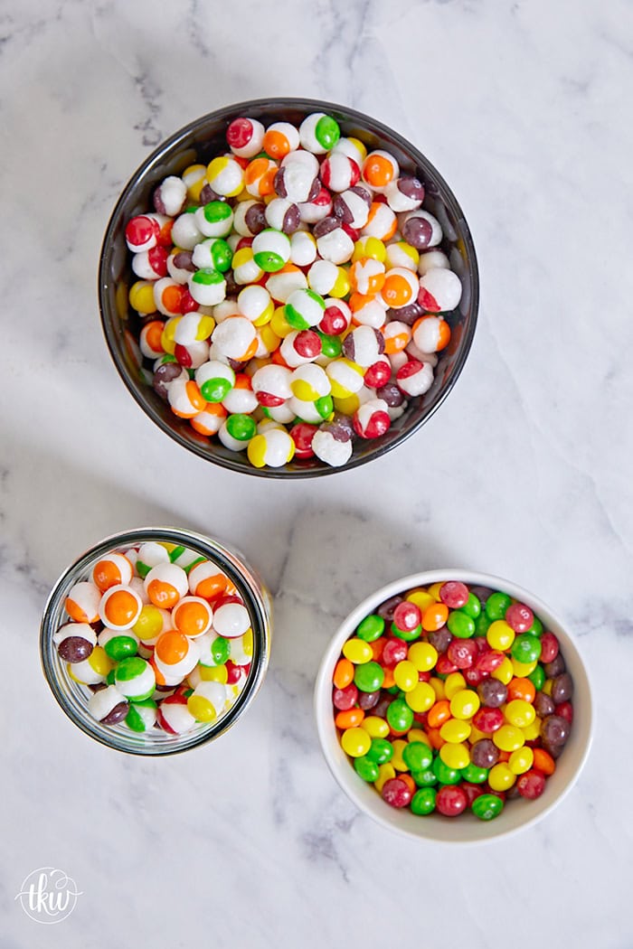 Taking those delicious soft and chewy fruity candies and transforming them into the most addictive crunchy, light, and airy bites of rainbow deliciousness!